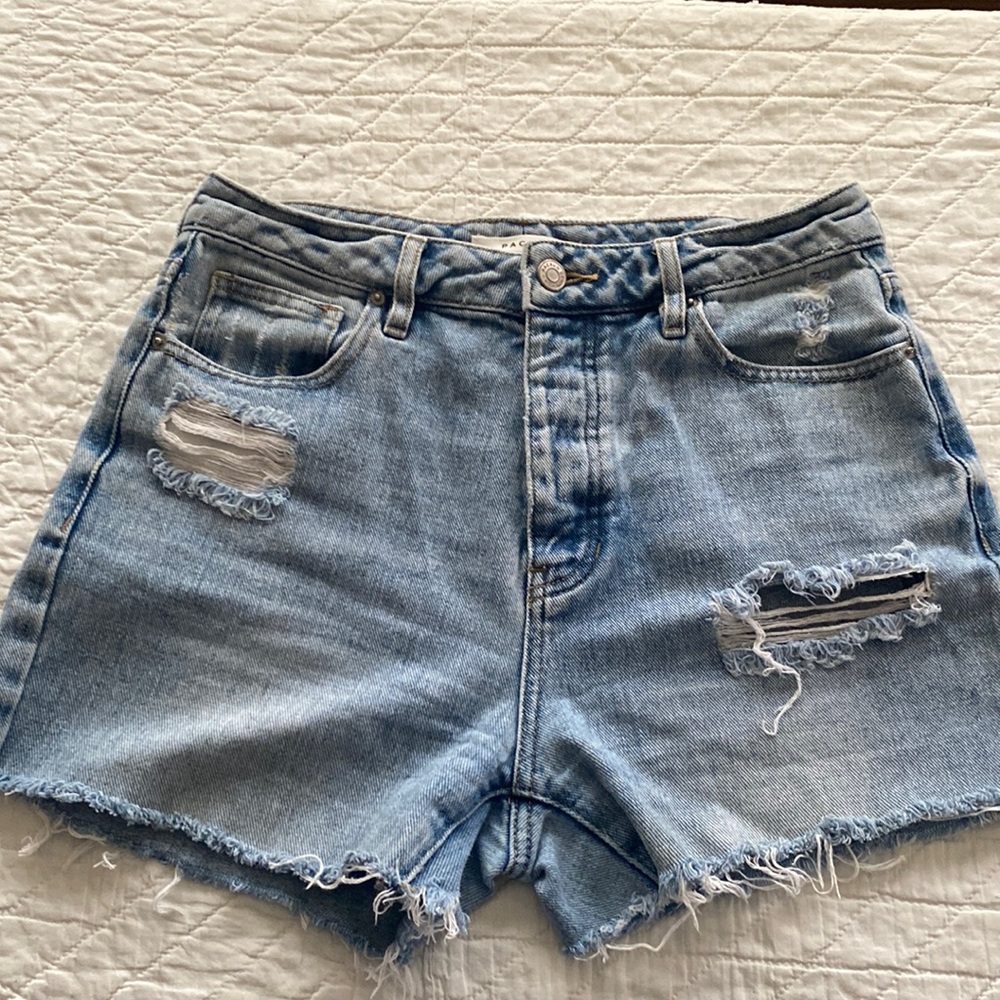 PacSun Mom Jean Cut-off Distressed Denim Shorts Sz 26